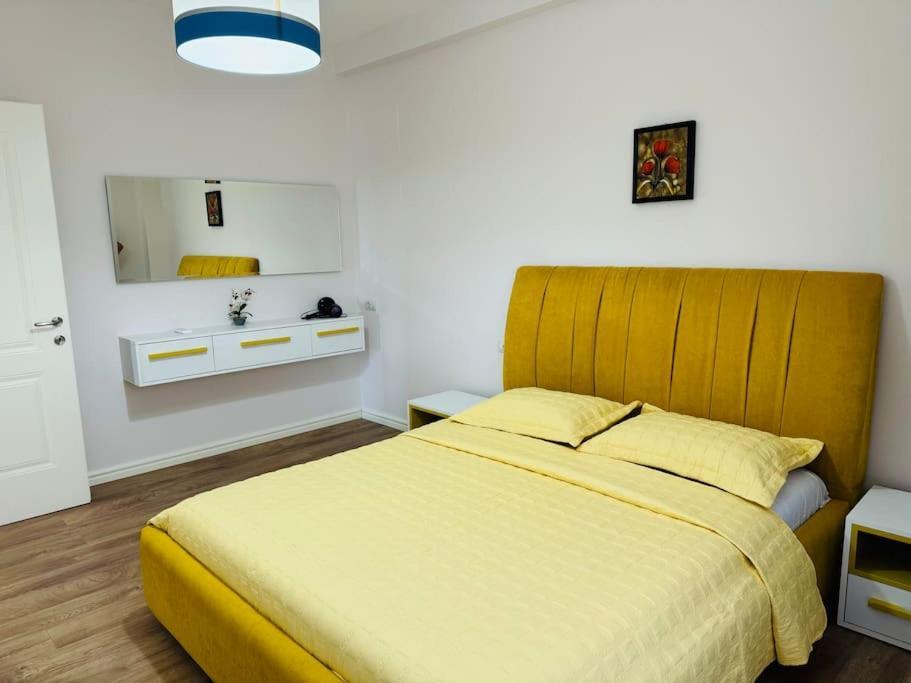 Yellow Apartment Durrës Exterior foto